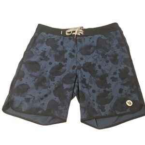Vuori Men's Cruise Board Shorts Blue Splatter Pattern Size 32